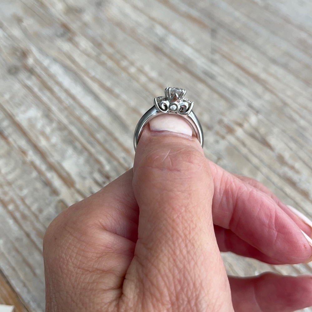 Engagement Ring - Helzberg Diamonds